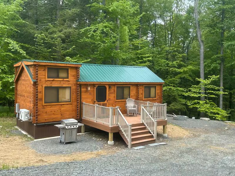 Three-Bedroom Loft Cabin